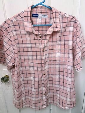 Old Navy Everyday Plaid Short Sleeve Shirt